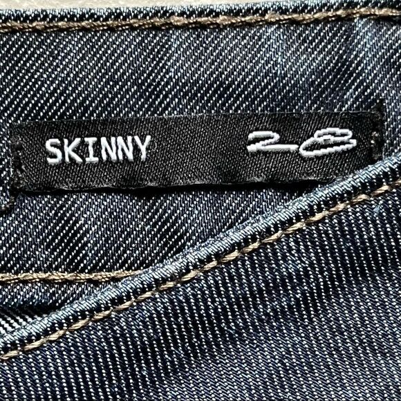 WILLIAM RAST Dark Wash Low Rise Skinny studded jeans Size 28 - Picture 7 of 14